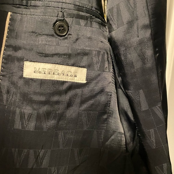 Versace vintage classic Navy suit. Wider pant leg. - Picture 6 of 7